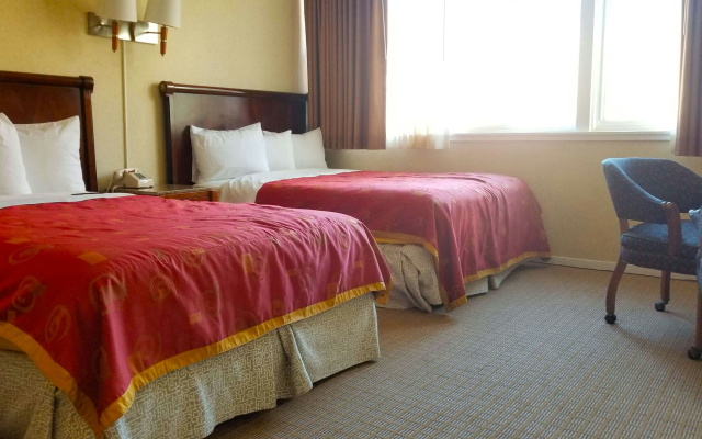 photo 4 of Pacific Heights Inn