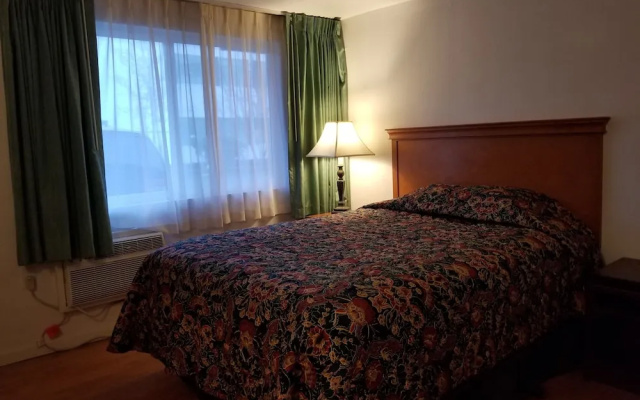 photo 5 of Pacific Lodge Tacoma