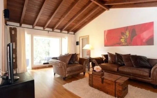 photo 2 of Pacific Palisades Retreat by RedAwning