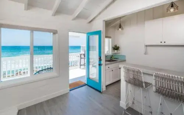 photo 4 of Pacific Villas: Unit 1