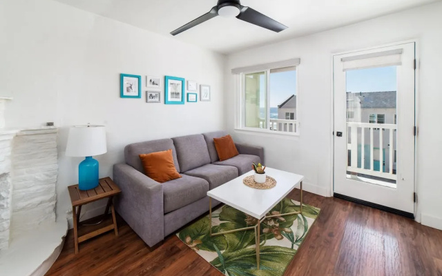 photo 2 of Pacific Villas - Unit 6