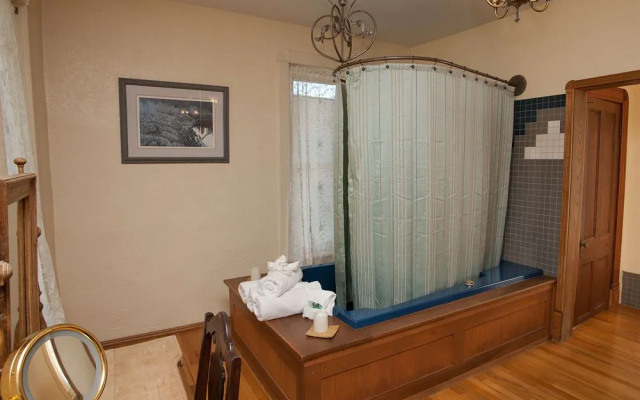 photo 3 of Palace Hotel & Bath House