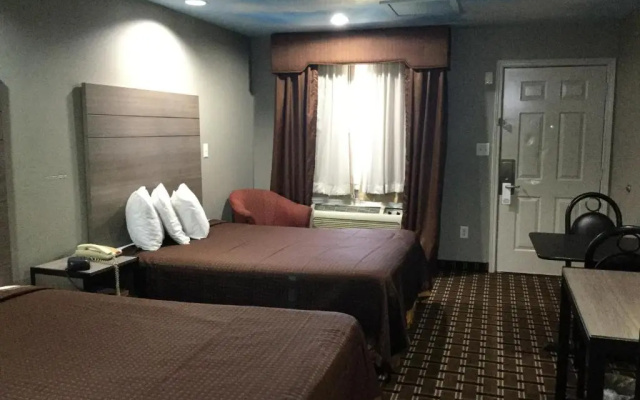 photo 4 of Luxury Inn and Suites Seaworld Lackland