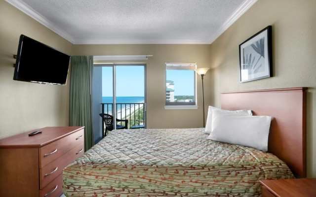 photo 3 of Palace Resort