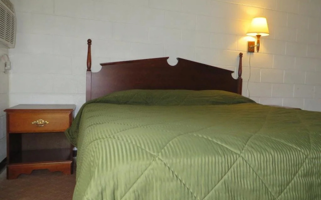 photo 3 of Palamar Motel