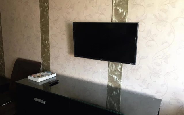 photo 2 of Hometel Suites