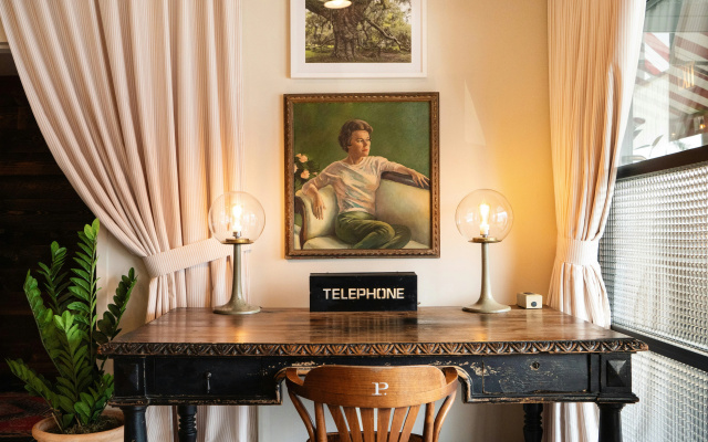 photo 5 of Palihotel Melrose