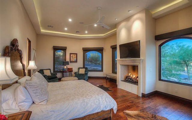 photo 2 of Palisades Estate 5 BR by Casago