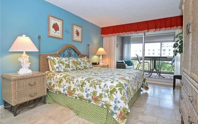 photo 2 of Palm Bay Club G34 - One Bedroom Condo