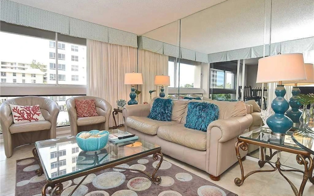 photo 3 of Palm Bay Club G34 - One Bedroom Condo