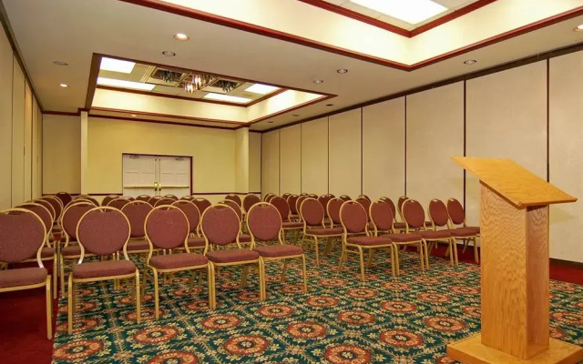 photo 5 of Palm Bay Hotel & Conference Center