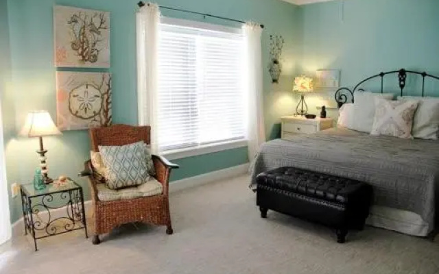 photo 5 of Palm Beach B11