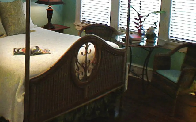 photo 4 of Palm Beach Hibiscus Bed & Breakfast