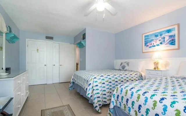 photo 4 of Palm Cay 3