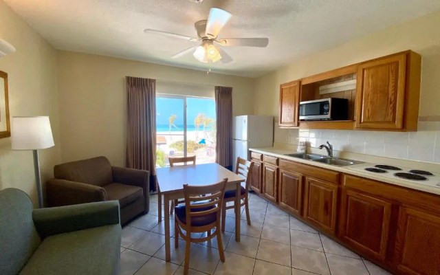 photo 2 of Palm Crest Motel