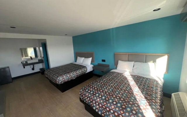 photo 5 of Arlo Motel