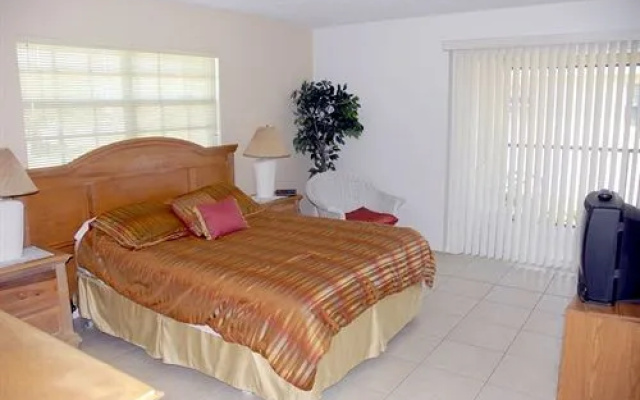 photo 5 of Palm Manor Resort