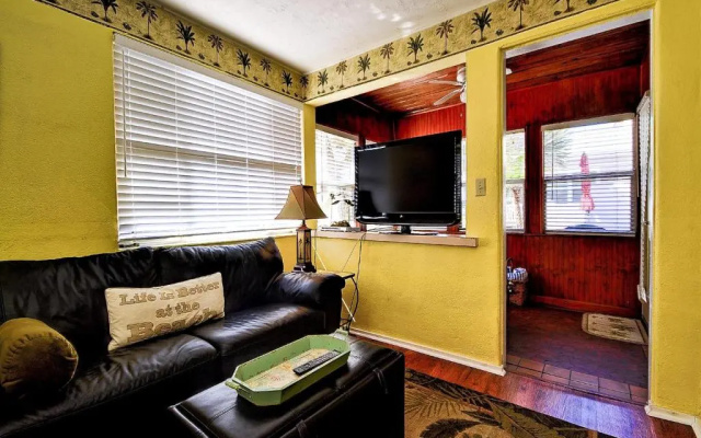 photo 5 of Palm Place 1 - Sabal Palm Beach getaway 624