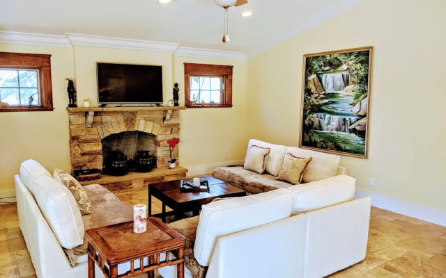 photo 2 of Palm River Estate - Five Bedroom Home