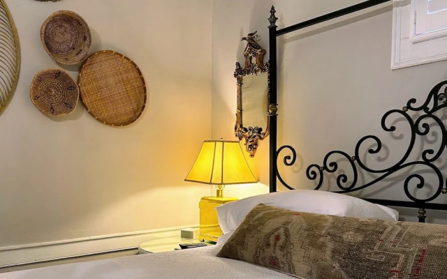 photo 3 of BIJOU, Boutique Inn