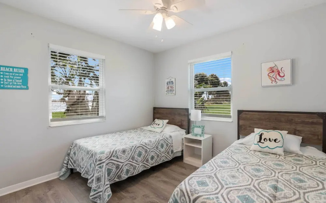 photo 3 of Palmetto Home w/ Manatee River Access!