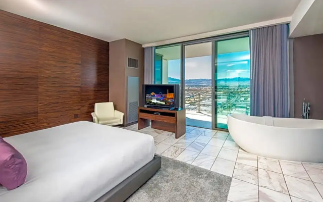 photo 5 of Palms Place One Bedroom Suite 1220 sqft