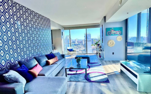 photo 4 of Panoramic Strip Views Open Balcony Free Parking High Floor Sleeps 4