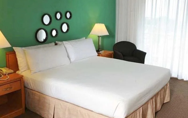 photo 5 of Palos Verdes Inn