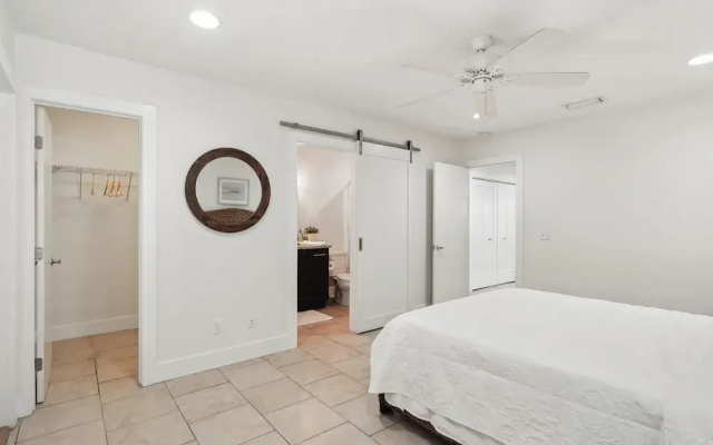 photo 4 of Panama City Beach Vacation Rental ~ 1 Mi to Beach!