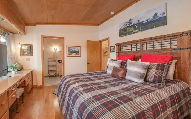 photo 4 of Panorama Vacation Home By Estes Park Homes 6 Bedroom Home by RedAwning