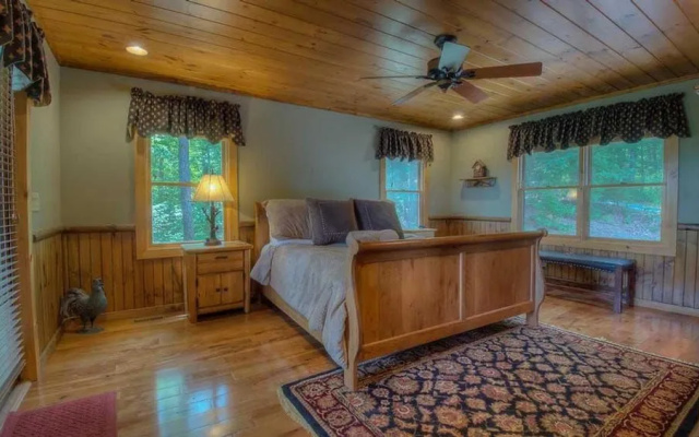 photo 4 of Panoramic Grace by Escape to Blue Ridge