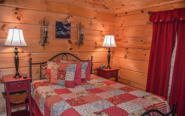 photo 3 of Papa Bears Den