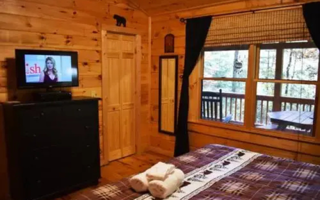 photo 5 of Papa Bears Den