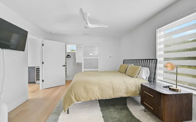 photo 3 of Paradise Found 3 Bedroom Home by RedAwning