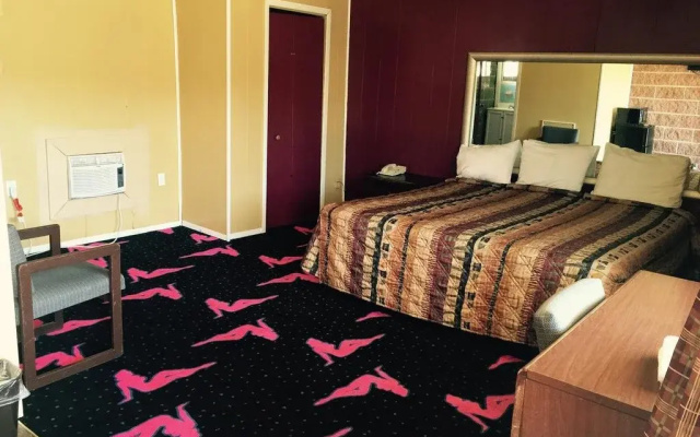 photo 4 of Paradise Inn