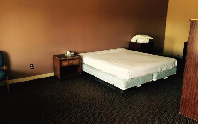 photo 5 of Paradise Inn