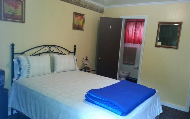 photo 2 of Paradise Resort and Cabins