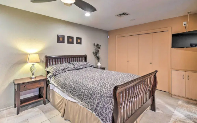 photo 5 of Paradise Valley Cottage Near Hiking Trails!
