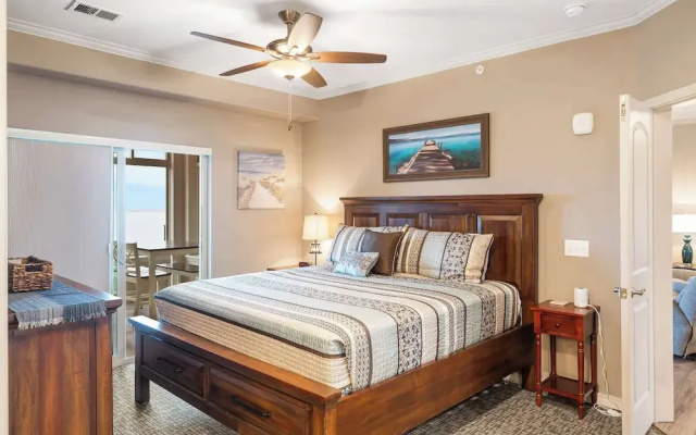 photo 4 of Paradise View at the Majestic - Spectacular Views!