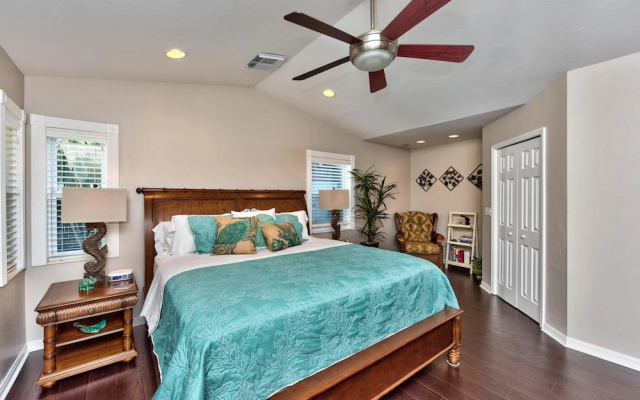 photo 5 of Parisian 3 Bedroom Holiday Home by Naples Florida