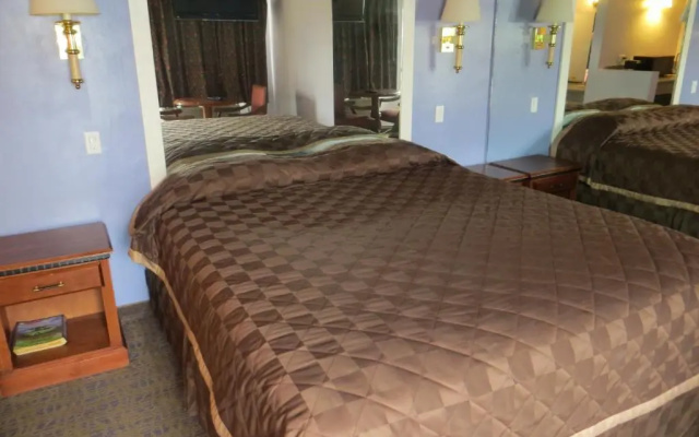 photo 4 of Park Cienega Motel