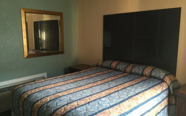 photo 5 of Park Motel