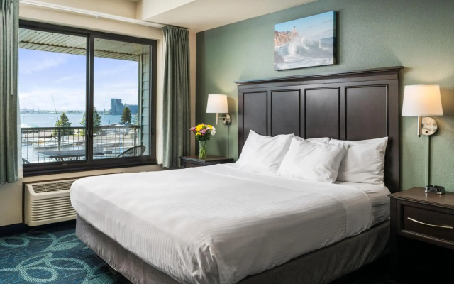 photo 4 of Park Point Marina Inn