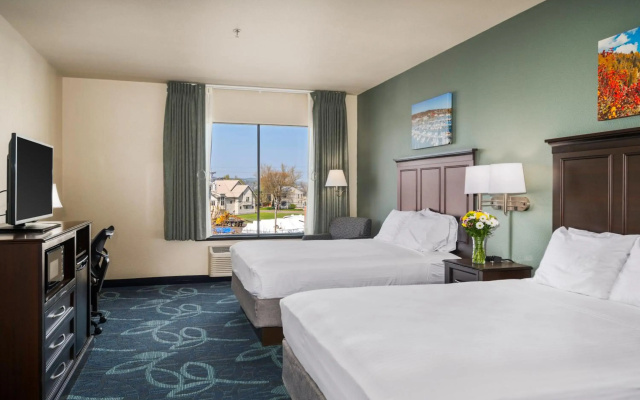 photo 5 of Park Point Marina Inn