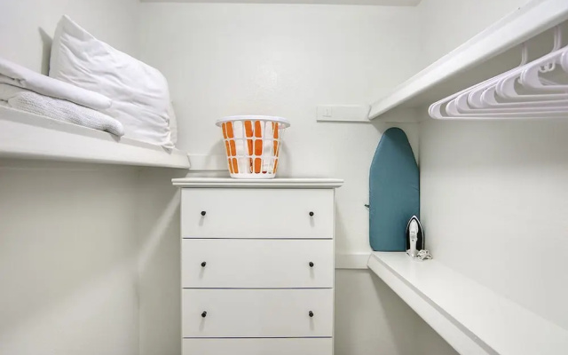 photo 5 of Park Suites at 112 - One Bedroom Apartment