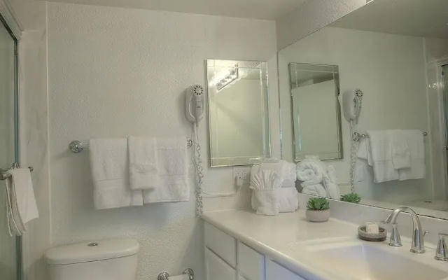 photo 4 of Park Suites at 121 - Free Golf