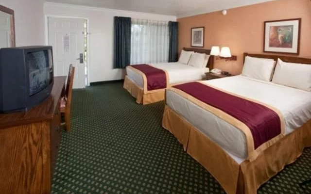 photo 5 of Park Vue Inn