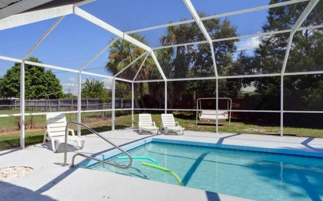 photo 2 of Parkdale Venice Island 4 Br Home by RedAwning
