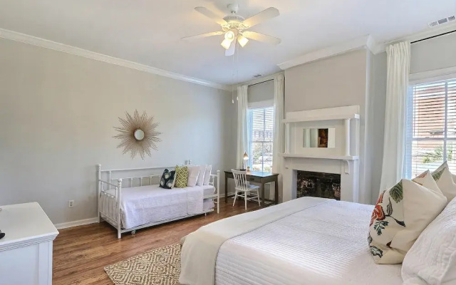 photo 5 of Parkside Manor by Gallery Stays