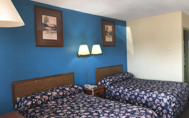 photo 3 of Parkview Motel